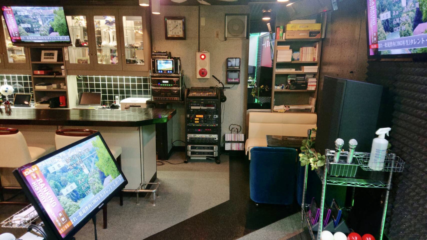 八王市のカラオケ喫茶カラオケステージひびき店内写真12